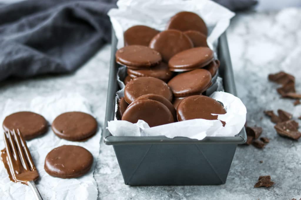 thin mint ritz cracker cookies in a bread tin