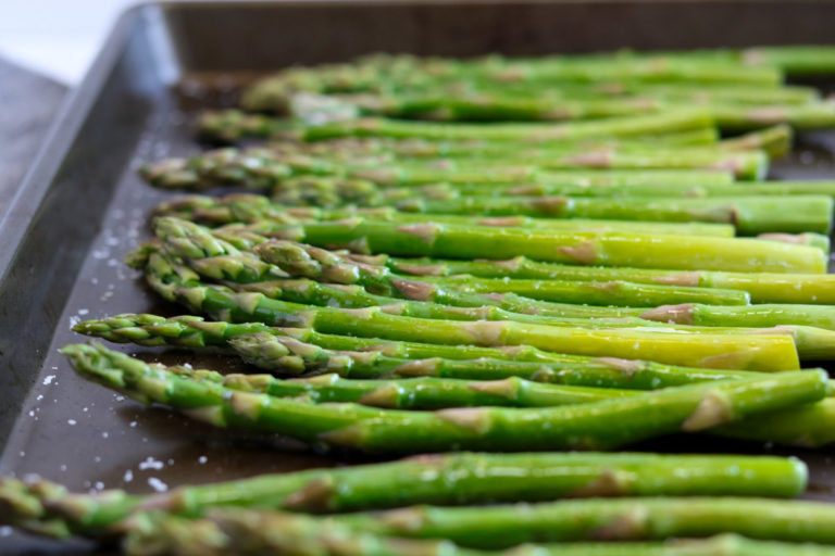 Oven Roasted Asparagus Perfect crisptender asparagus Mom's Dinner