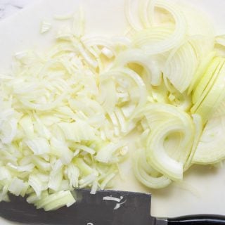how to cut onions for bacon jam recipe