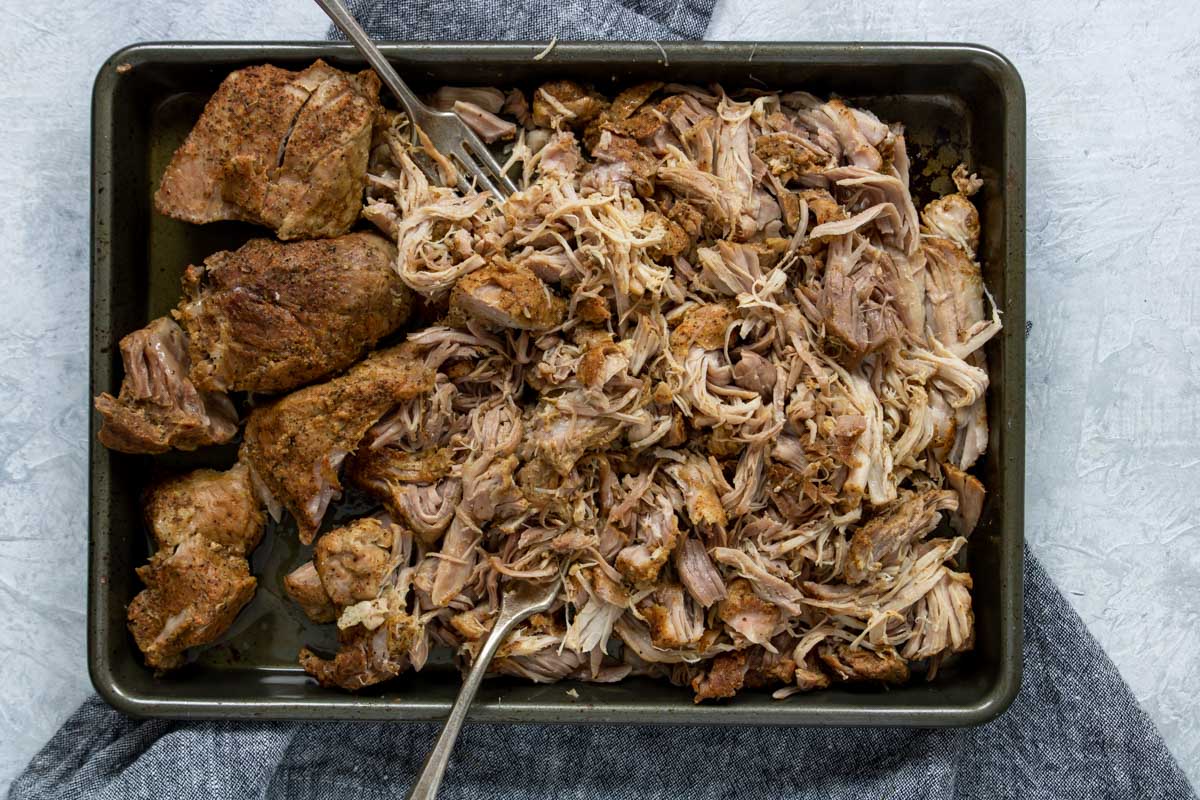 https://momsdinner.net/wp-content/uploads/2020/04/Instant-Pot-Pulled-Pork-4.jpg