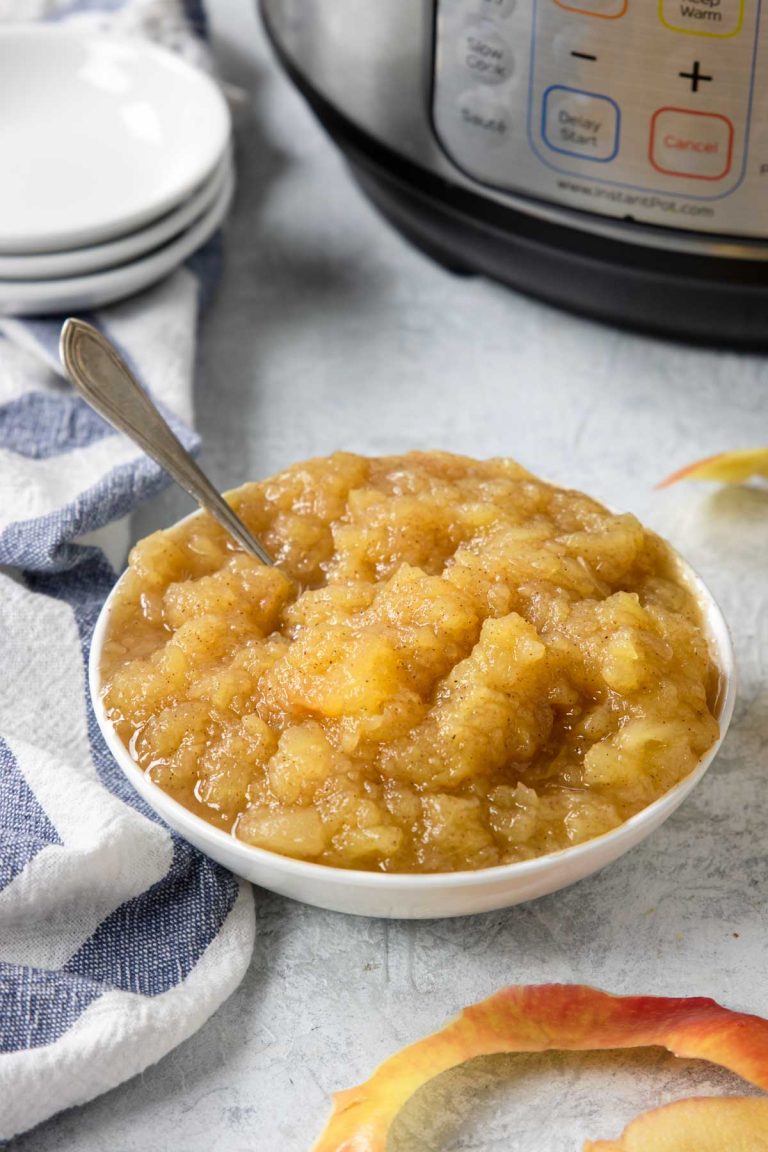 Instant Pot Chunky Applesauce 5 simple ingredients Mom's Dinner