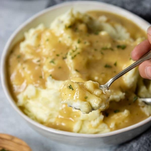 Instant Pot Gravy perfect for any mashed potato! Mom's Dinner
