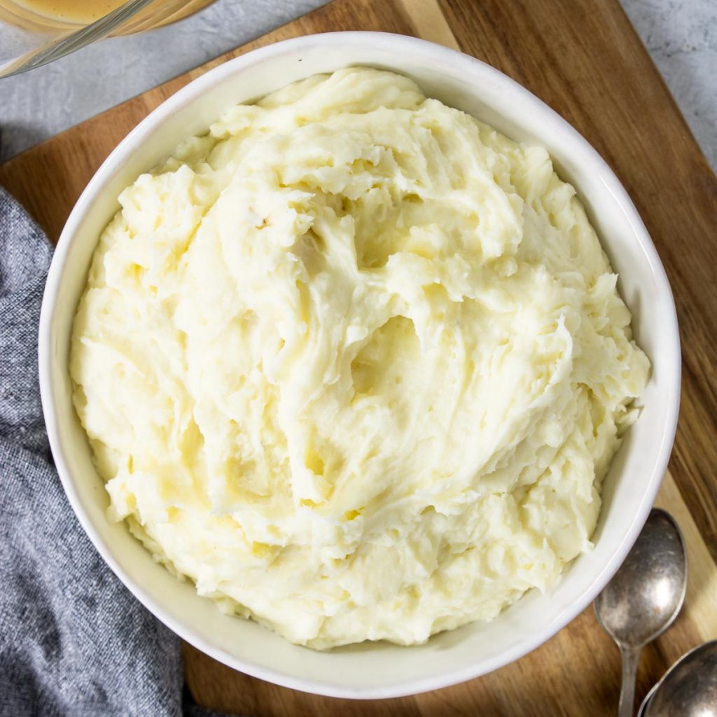 mashed potatoes in a bowl