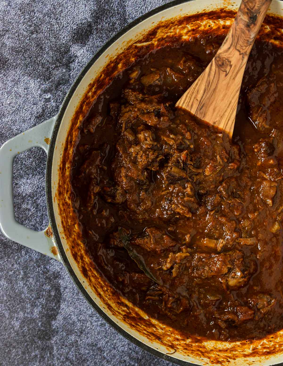 Thick & Hearty Beef Ragu made with red wine Mom's Dinner