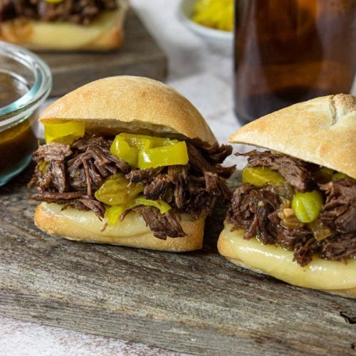 Instant Pot Italian Beef | Amazing Italian Beef Sandiwches - Mom's Dinner