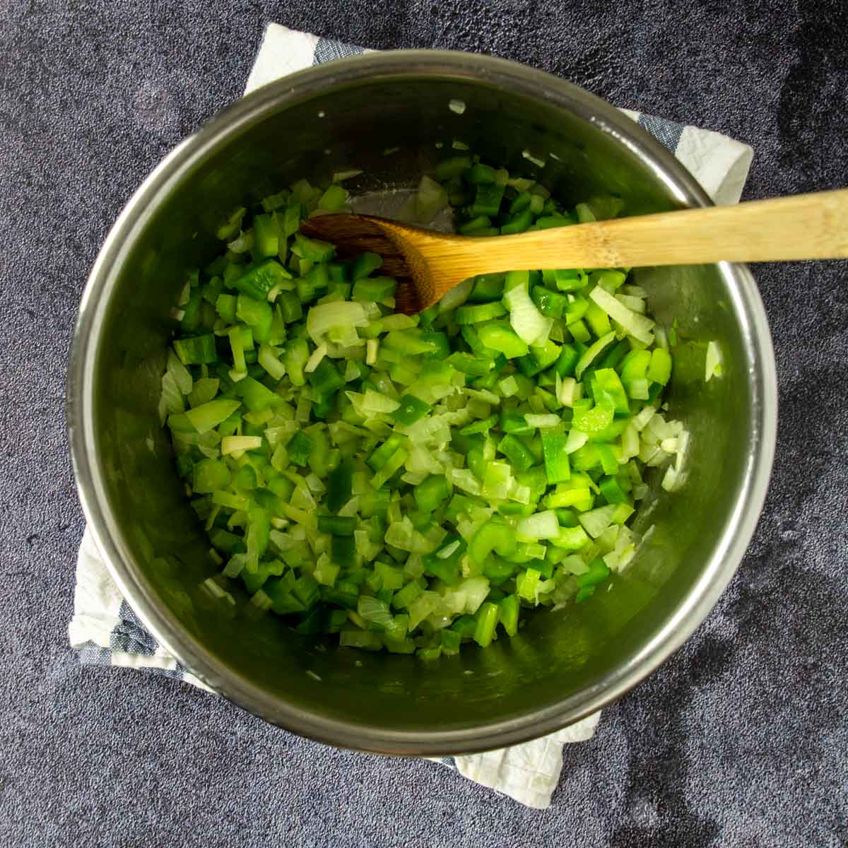 celery onion and green pepper in an instant pot