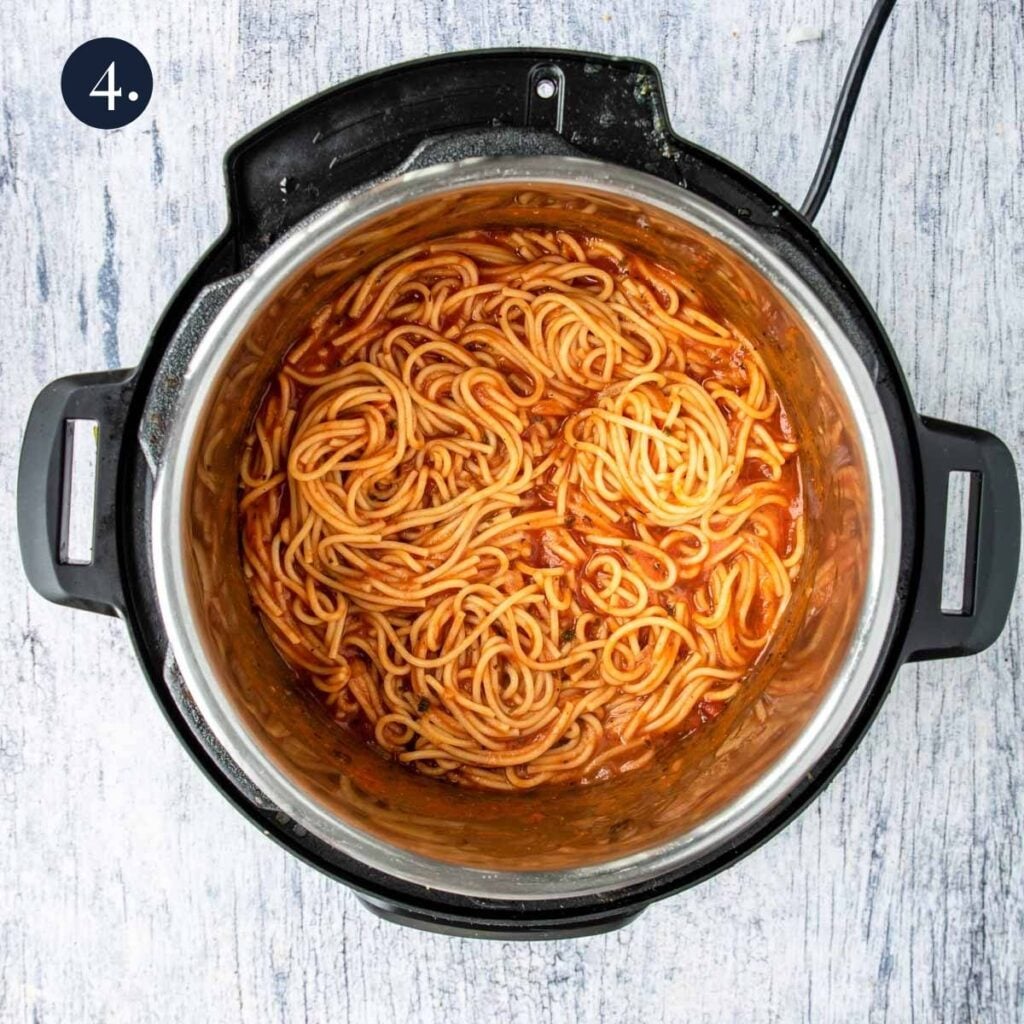 cooked spaghetti in the instant pot