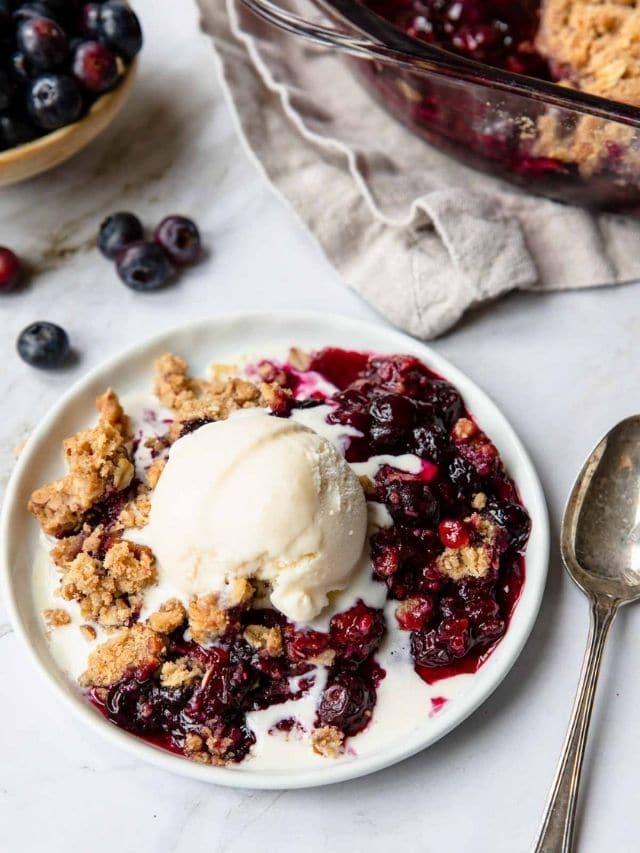 The Best Blueberry Crumble