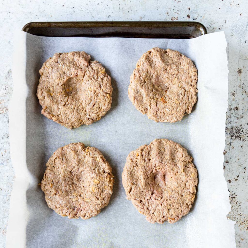 4 raw turkey burger patties