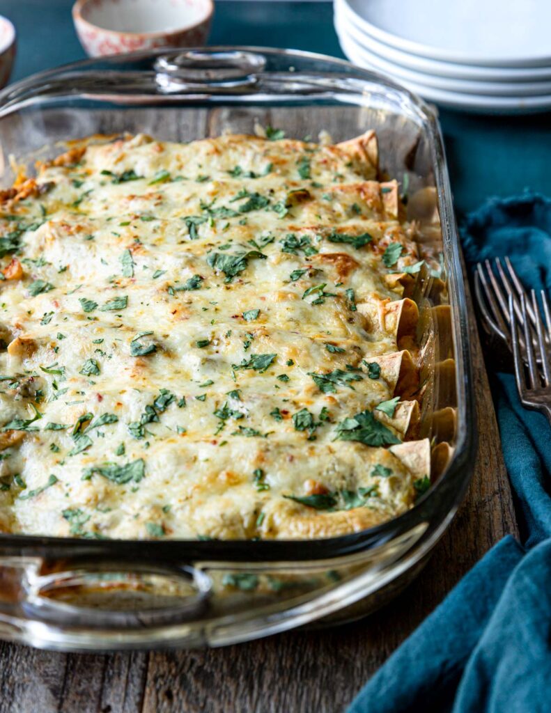 Easy Chicken Enchiladas Suiza + Video Mom's Dinner