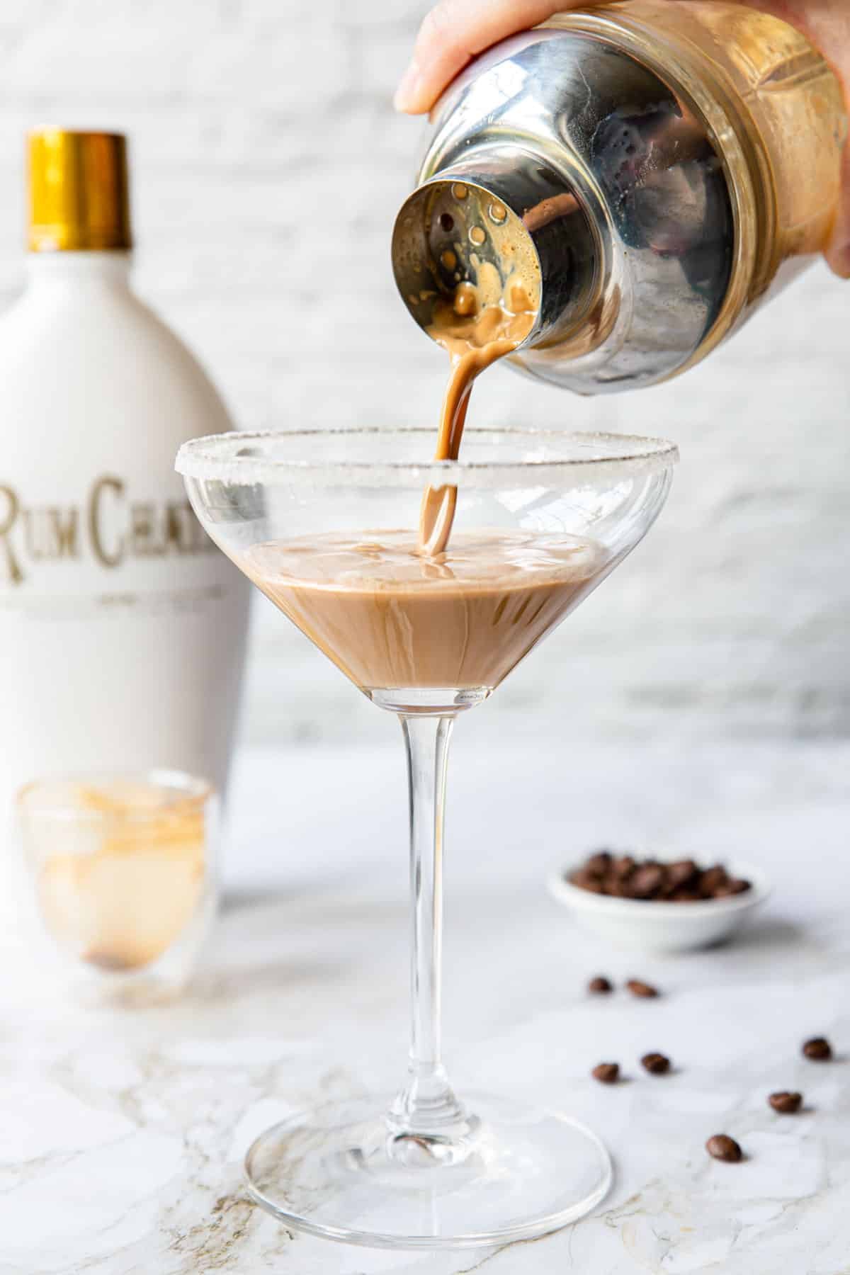 https://momsdinner.net/wp-content/uploads/2022/12/Rumchata-martini-3.jpg