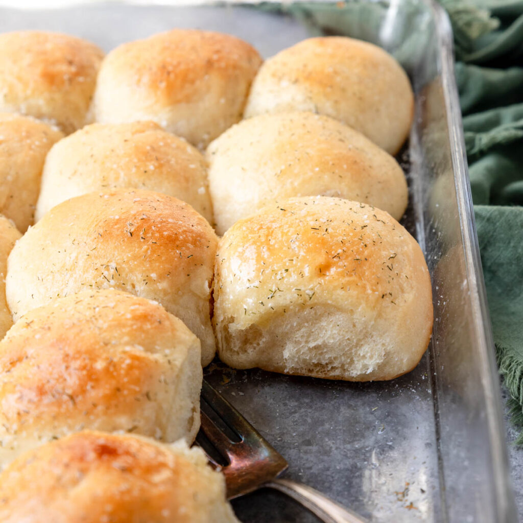 dinner rolls in a pan