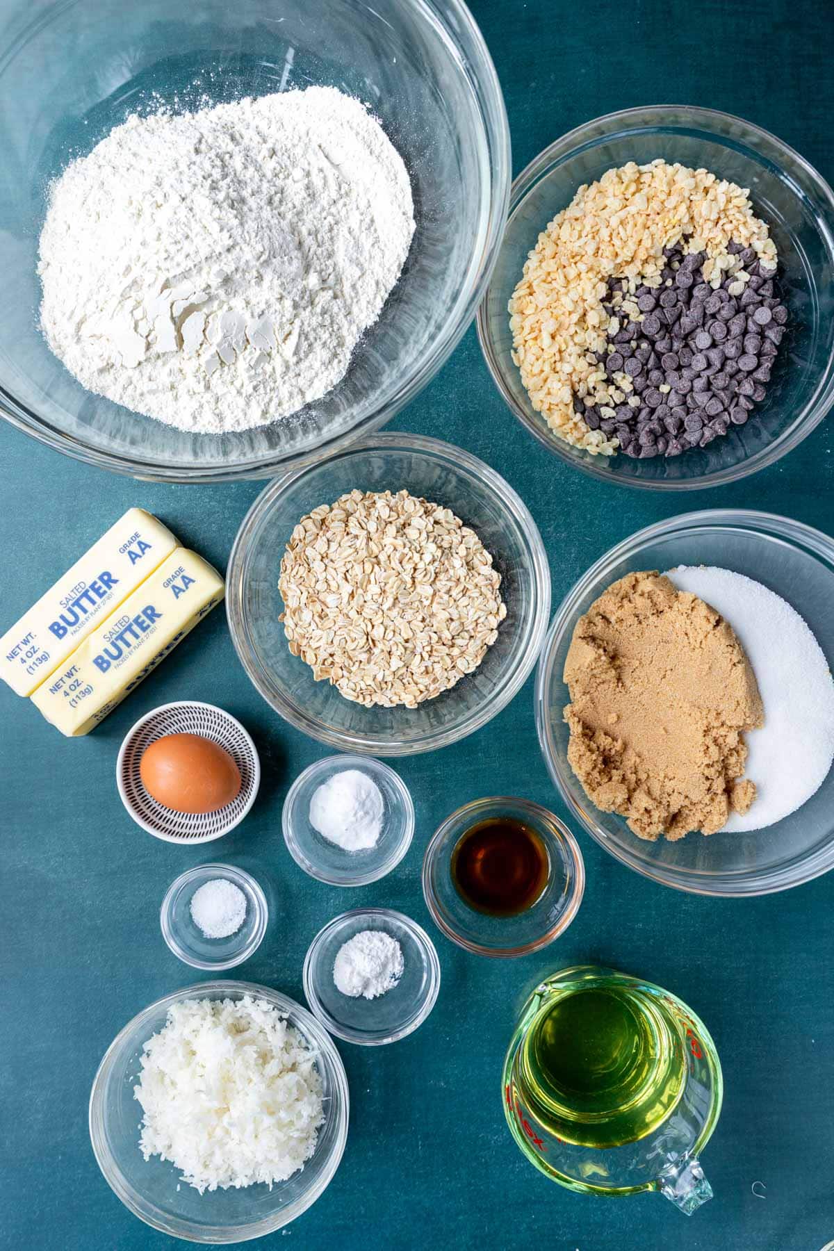 Ingredients shown are used to prepare 100 Good Cookie recipe.